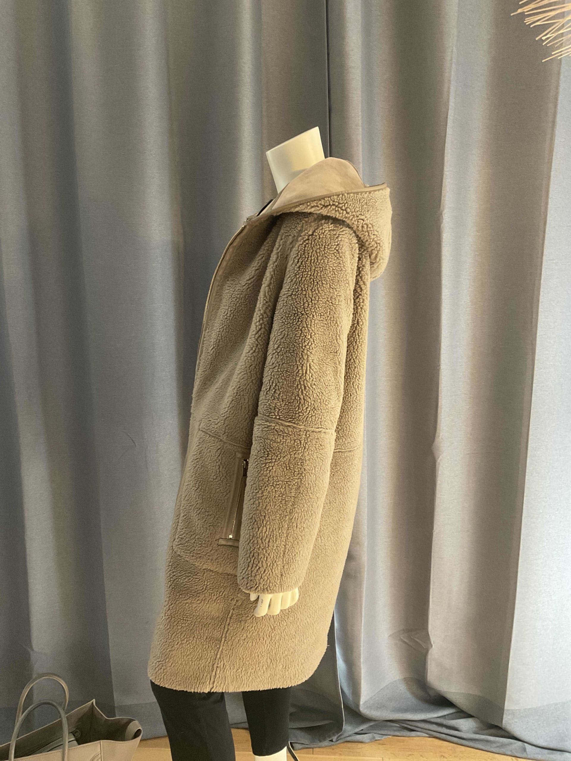 Veste en faux mouton retournée réversible M