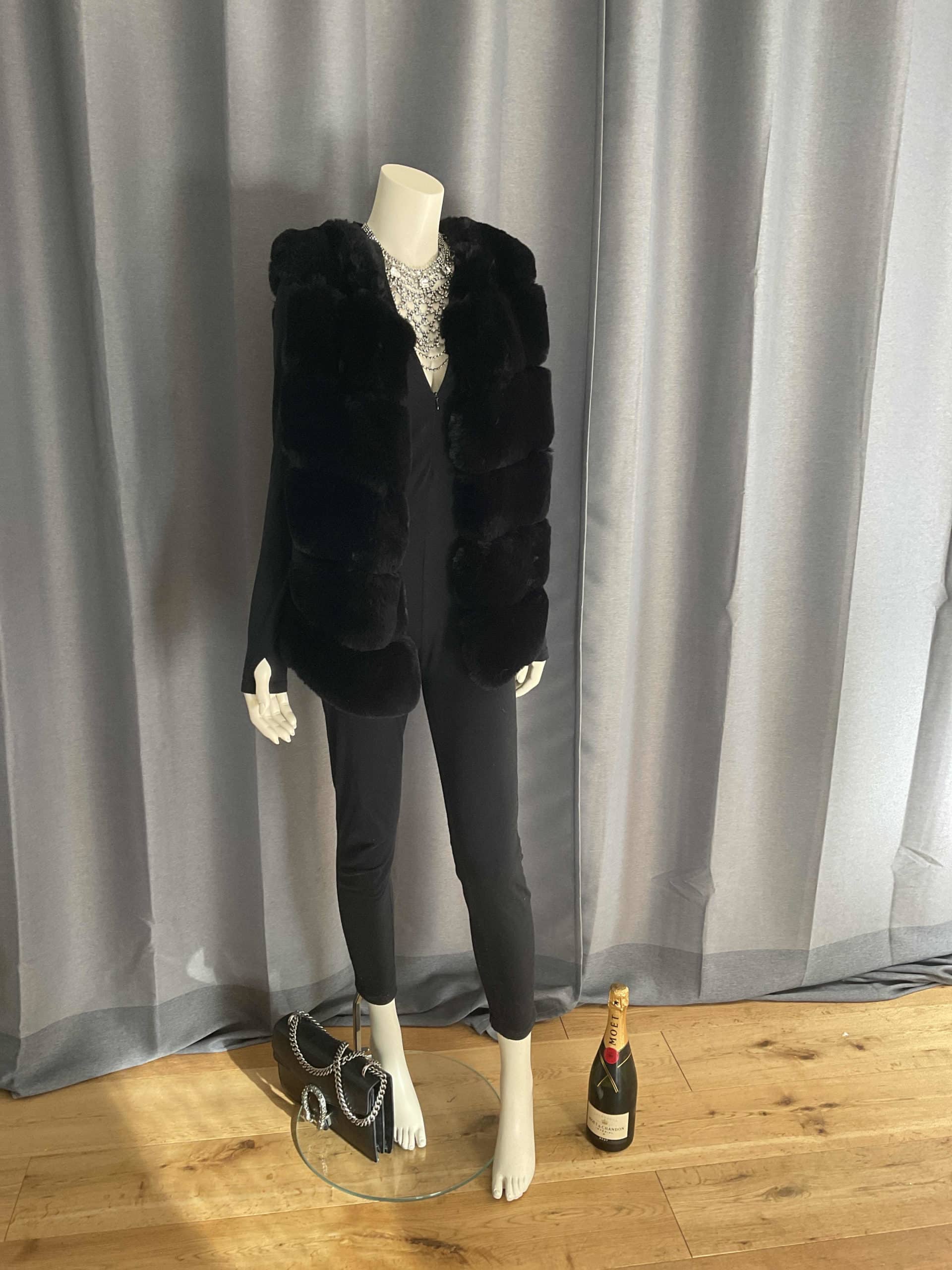 Gilet en fausse fourrure noir M